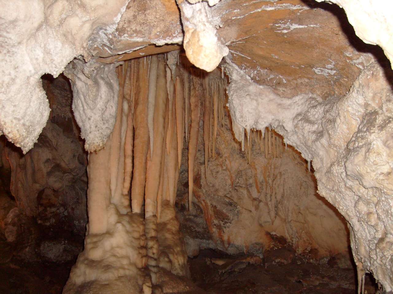 Columns and stalactites