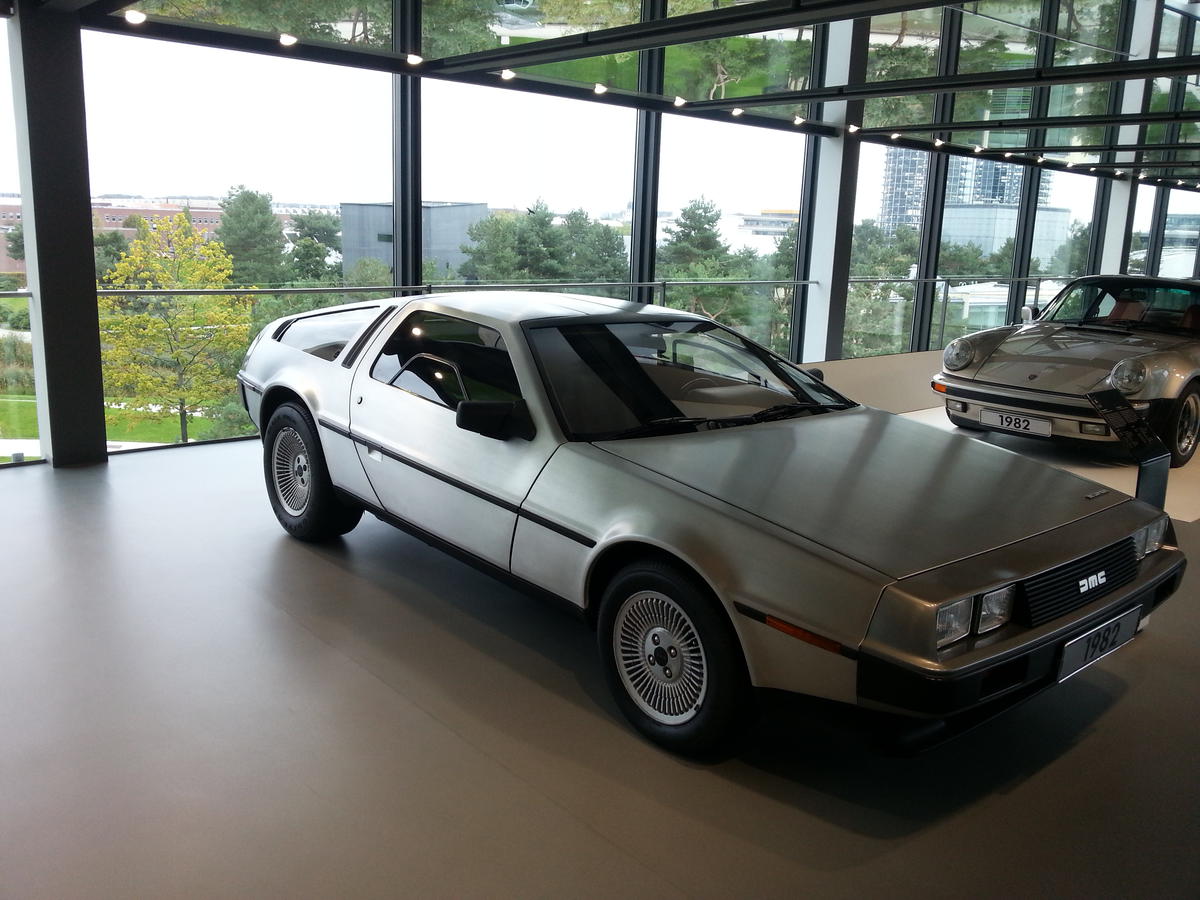 Delorean in the Autostadt Zeithaus