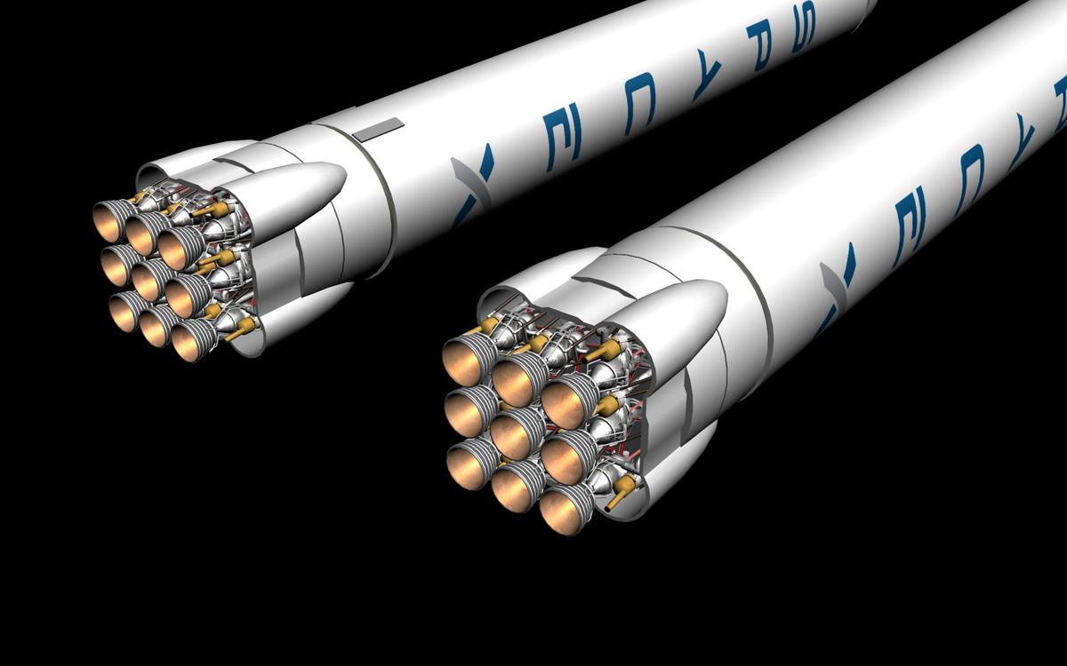 engines for first stage of F9H central and side blocks
