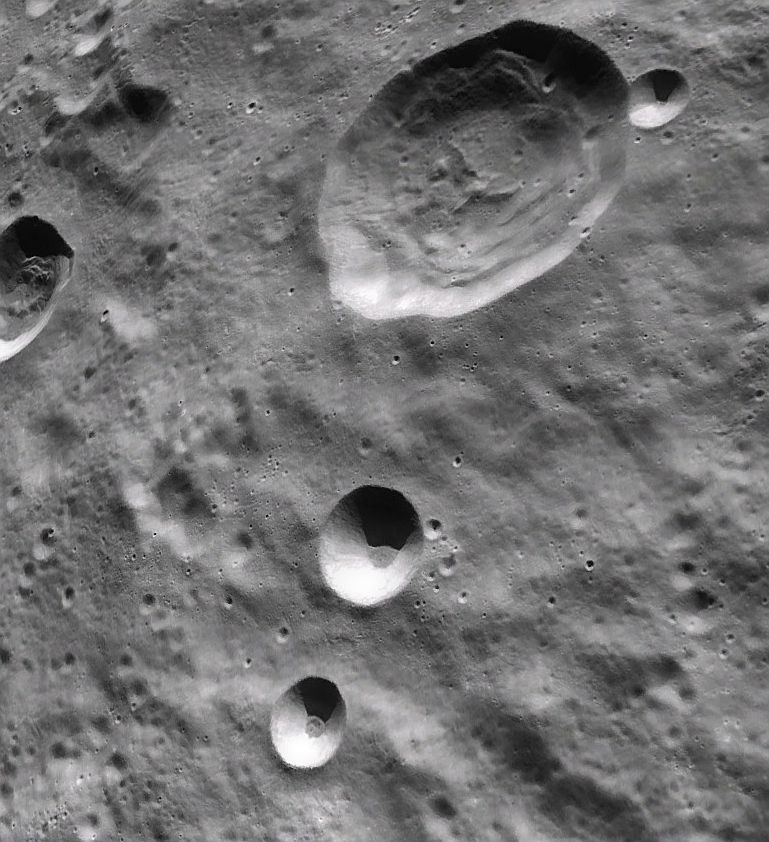 Glazenap Craters, lunar farside. Apollo 11 LOR Approach prior to AOS. AMSO/Orbiter 2016.