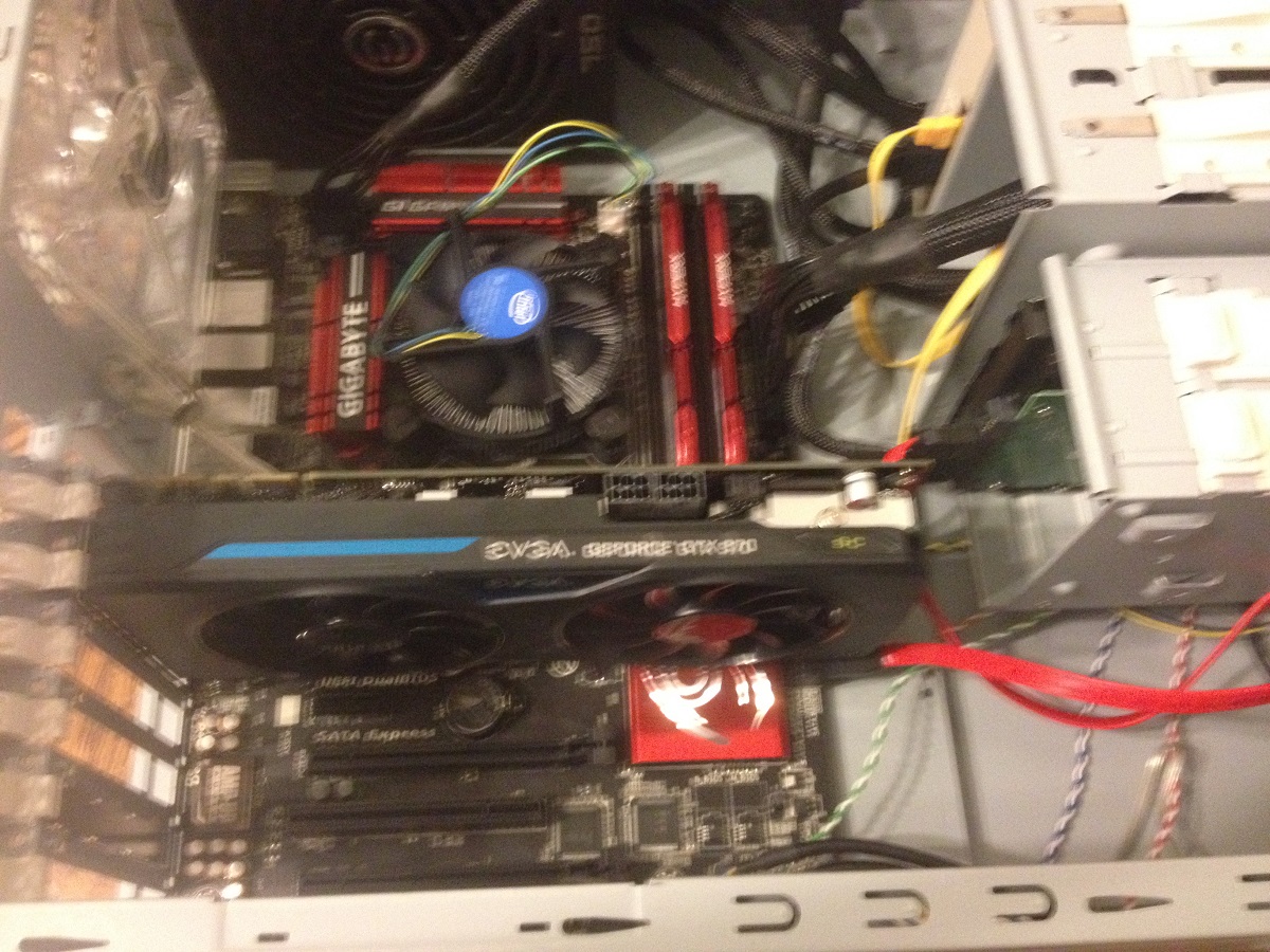 GTX 970 (sorry for blurriness)