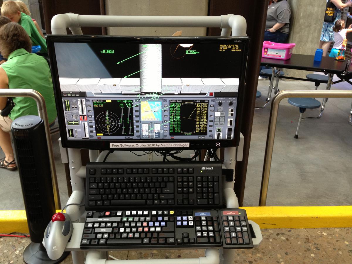 Oribter2010 mobile flight sim and modified keyboard