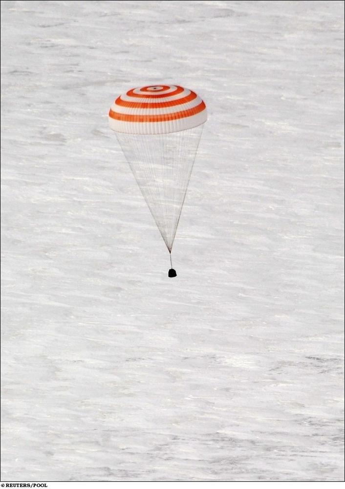 Soyuz TMA-01M landing