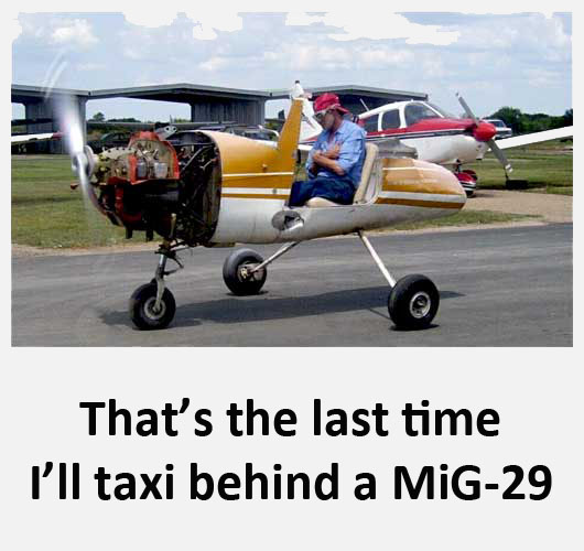 Taxi behind a mig 29