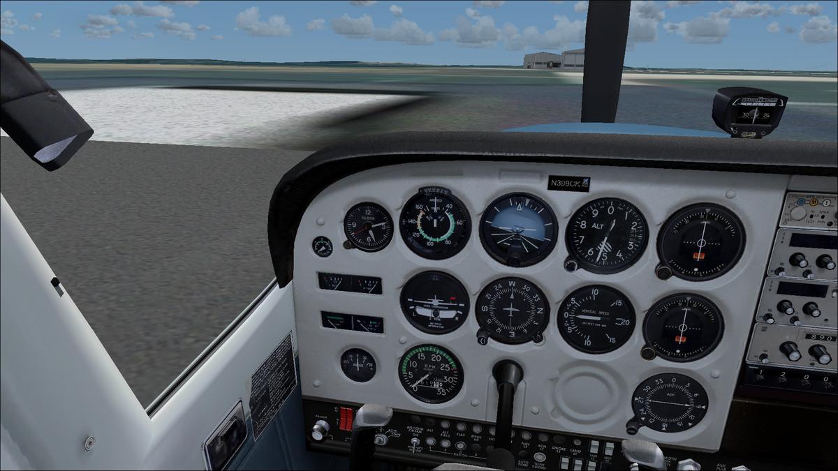 VC of the Carenado C172N Skyhawk II, with the original, out-of-the-box tachometer prior to my corrections.